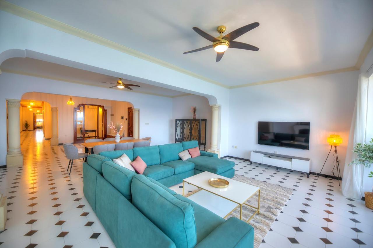 Beautifully Furnished Seafront 4 Bedrooms Goslm-4 Слима Экстерьер фото