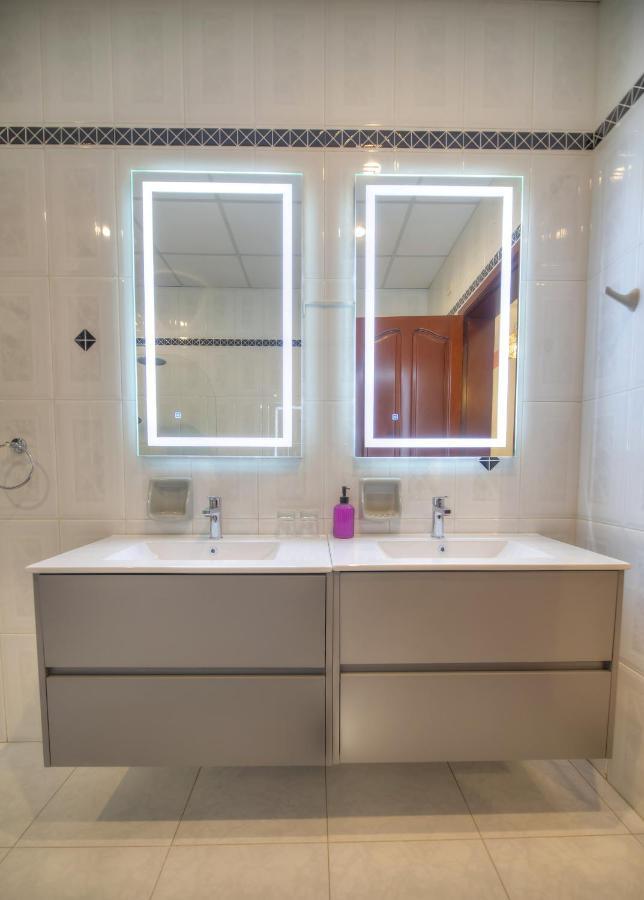Beautifully Furnished Seafront 4 Bedrooms Goslm-4 Слима Экстерьер фото
