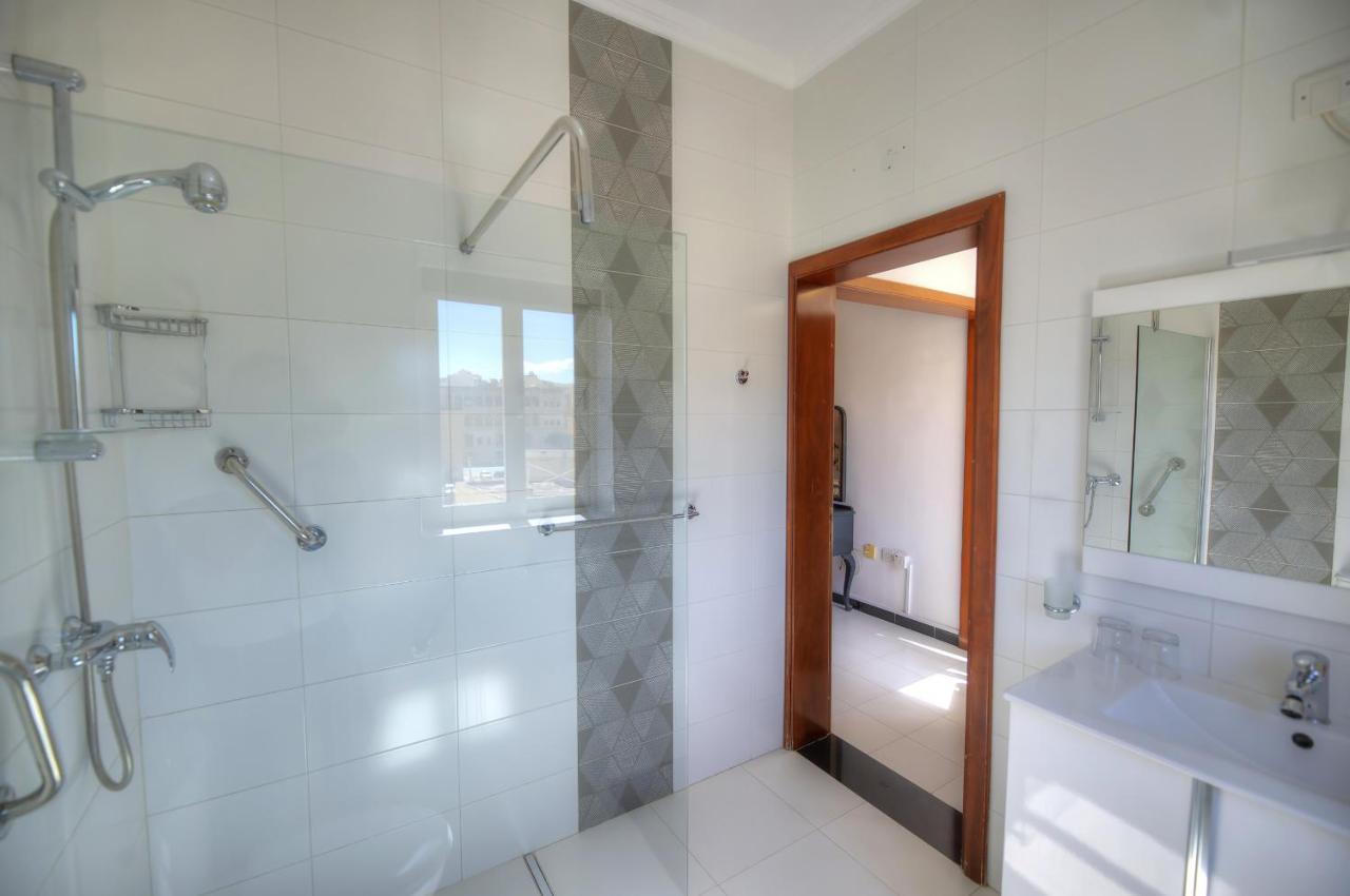 Beautifully Furnished Seafront 4 Bedrooms Goslm-4 Слима Экстерьер фото